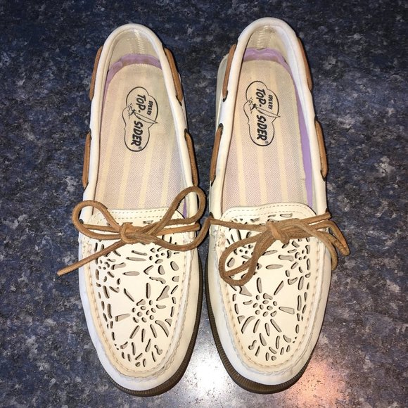 Sperry Ivory Perforated Leather Loafer Boat Shoe 9 - Picture 2 of 7
